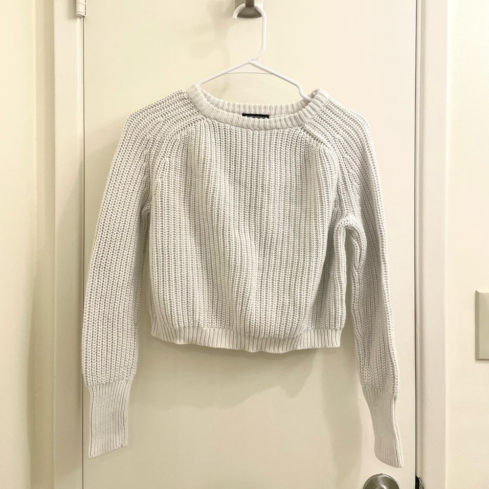 American Apparel Women's Cropped White Pullover Crew Neck Long Sleeve Sweater